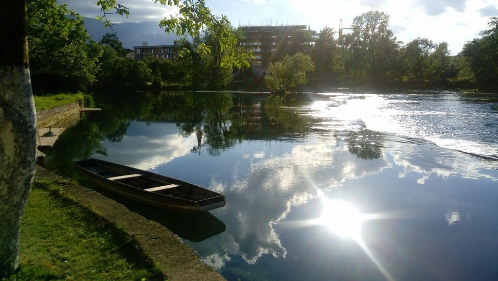 Guesthouse Una 1 Bihać エクステリア 写真